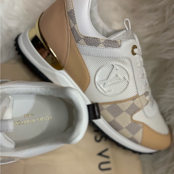 Louis Vuitton sneakers - Picture 5 of 7